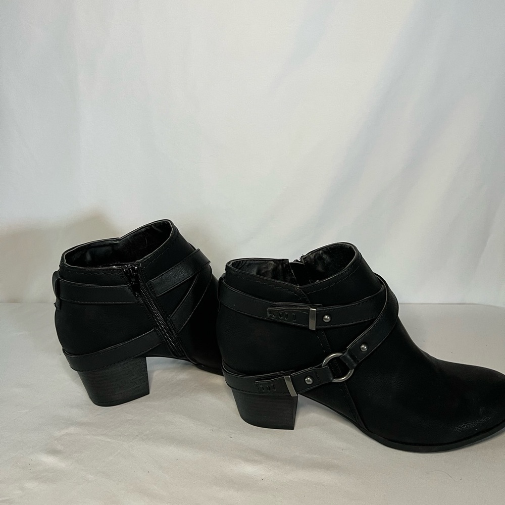 Black, block heel, zip booties